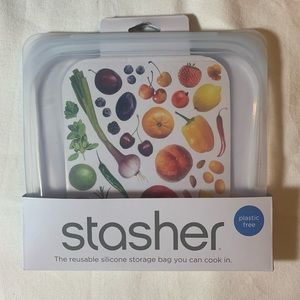 Staggers. Oven-Microwave Freezer proof. Thousand’s of useables